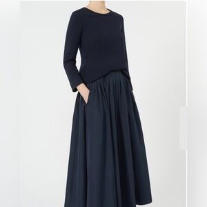 Max Mara
Scuba jersey T-shirt Nagy Blue M